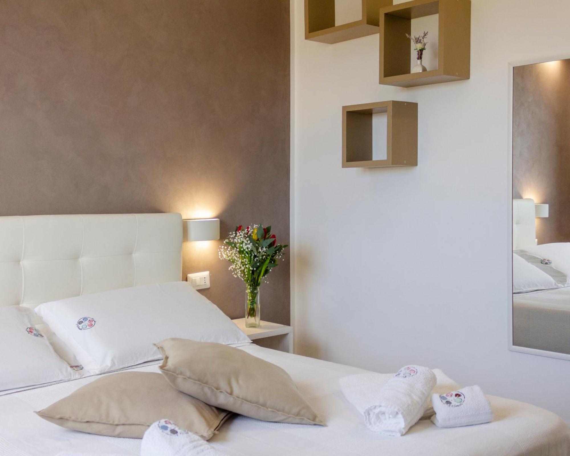 Bed and Breakfast 5 elementi Porto Empedocle Habitación foto